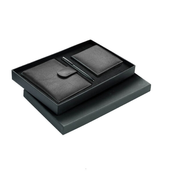 Akranes Genuine Leather Gift Set in Gift Box